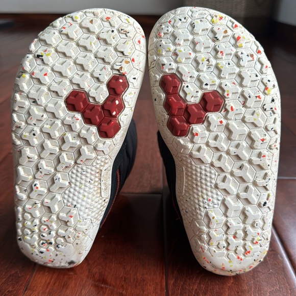 Vivo Barefoot boys waterproof boots size 33 - Picture 5 of 6